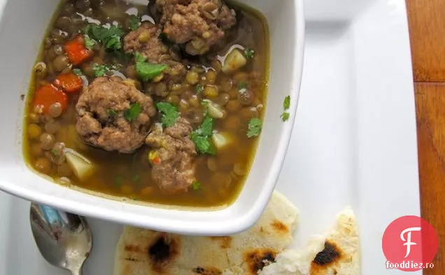 Sopa de Lentejas con Albondigas (supă de linte cu chiftele)