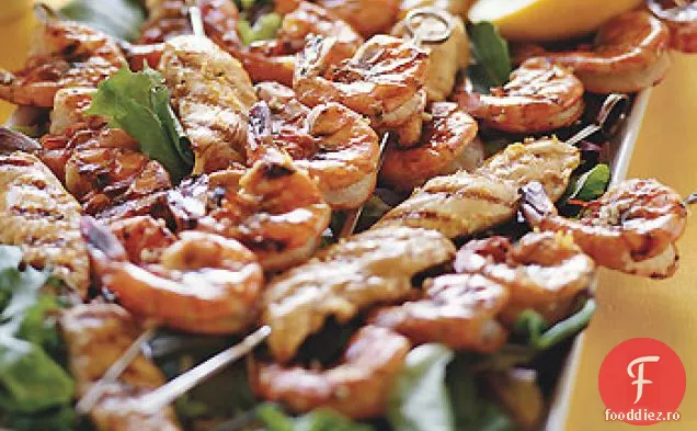 Kebab de pui și creveți la grătar cu lămâie și usturoi