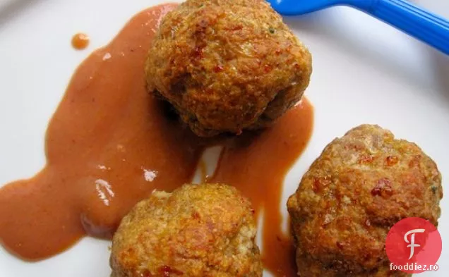 Chifteluțe de curcan cu sos de Guava (Alb, Alb, Ndigas de Pavo con Salsa de Guayaba)