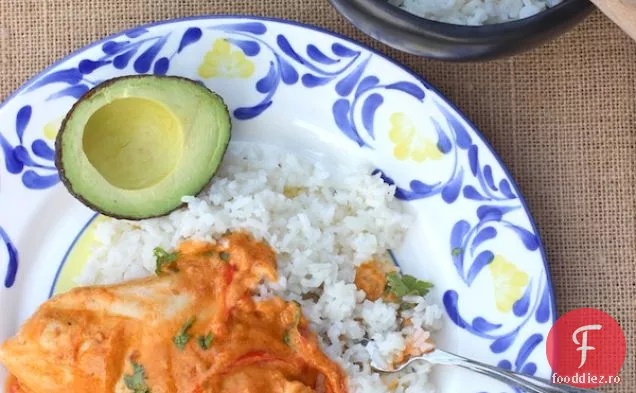 Pui cu lapte de cocos (Pollo con leche de Coco)