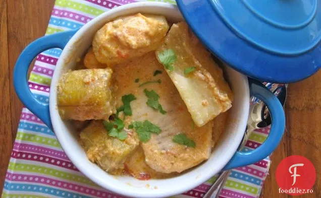 Pusandao De Pescado (pește și legume în lapte de cocos)