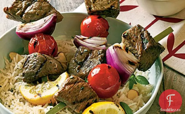 Souvlaki de miel cu sos de scufundare Feta-mentă