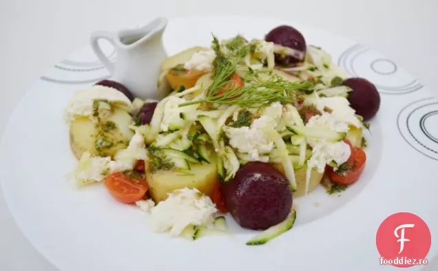 Dieta 5:2-Salată de cartofi și sfeclă roșie cu Mozzarella = 300 de calorii