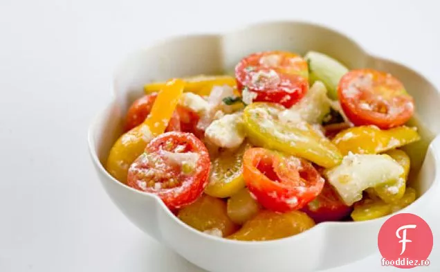 Salată De Feta Cu Castraveți De Roșii Cherry