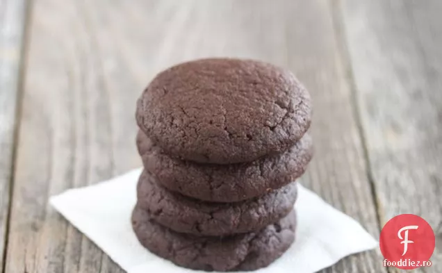 4 ingrediente cookie-uri la miezul nopții