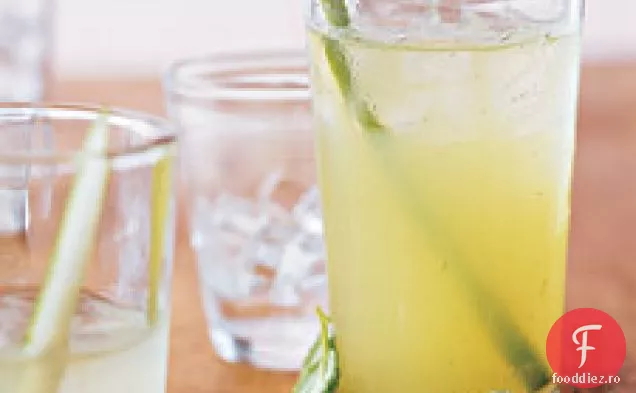 Cocktail-Uri De Mentă, Castraveți Și Vodcă