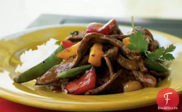 Carne De Vită Cu Trei Ardei