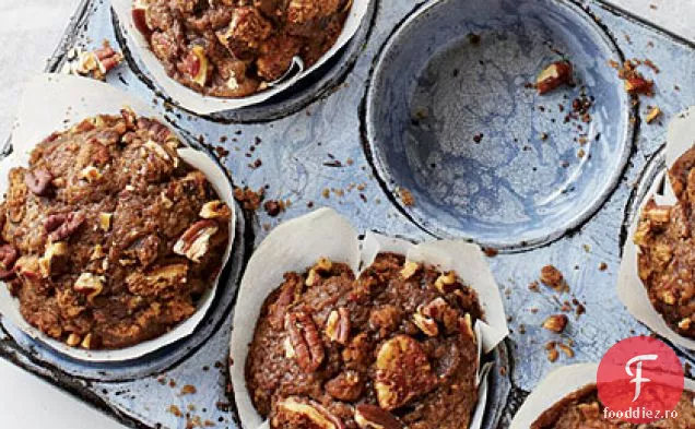 Briose de turtă dulce cu Streusel de nuci condimentate