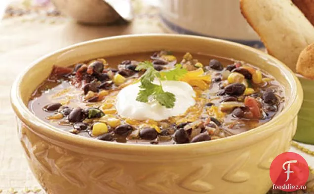 Chili Picant De Fasole Neagră Cu O Oală
