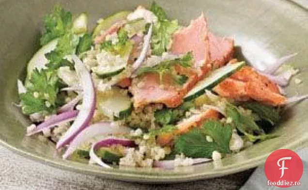 Rețetă De Salată Bulgur Minty Cu Somon Și Castraveți