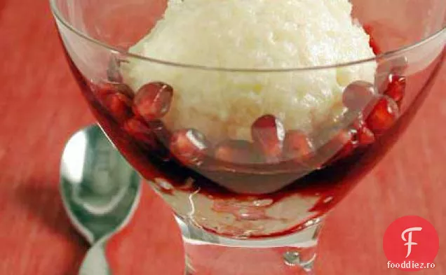Budinca de orez cu sirop de rodie