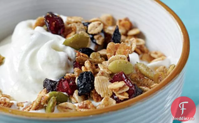 Orz prăjit și Granola de fructe de pădure