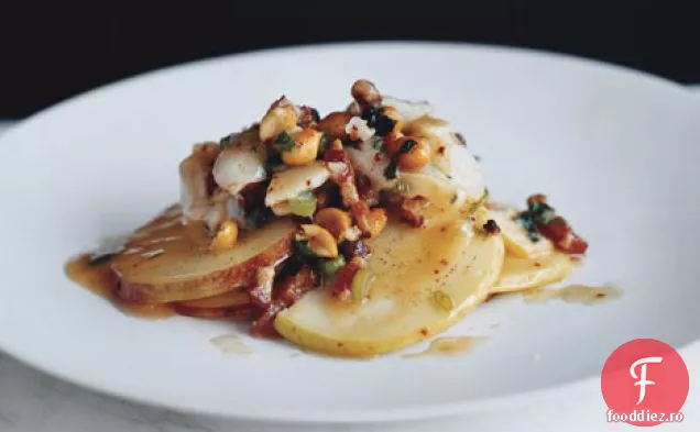 Salată de mere și slănină afumată cu litchi și nuci de Chili