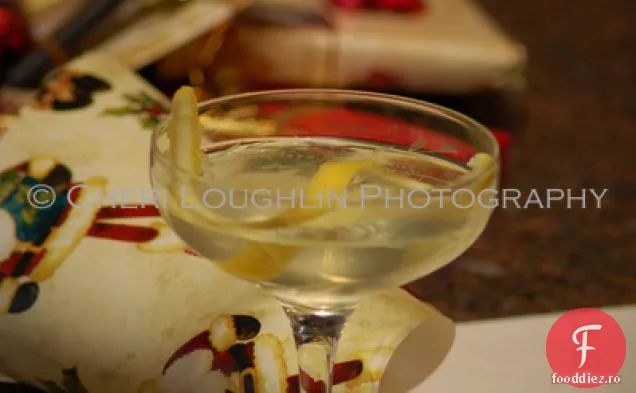 Păstrarea sărbătorilor cu conținut scăzut de calorii cu cocktail-uri clasice