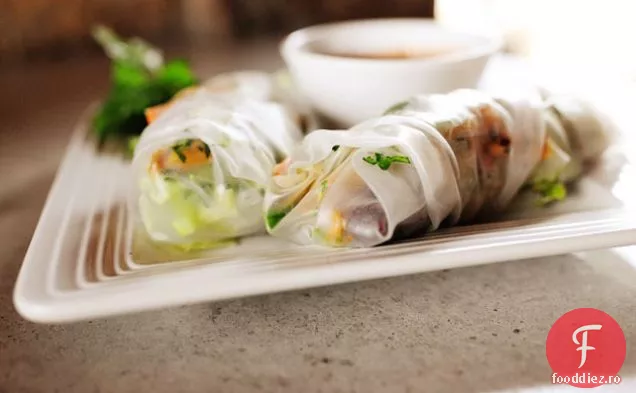 Rulouri De Primăvară De Curcan Rămase