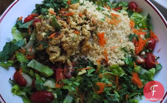 Salată De Pui Curry