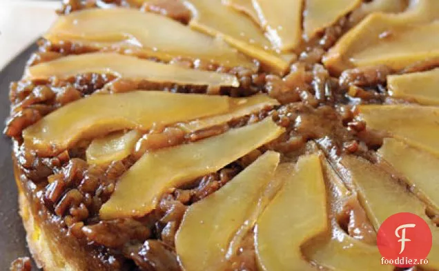 Tort cu pere și Pecan cu capul în jos
