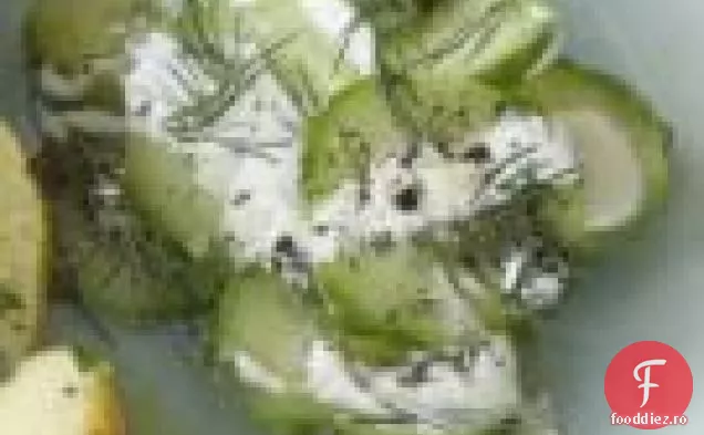 Salată De Castraveți Cu Mărar