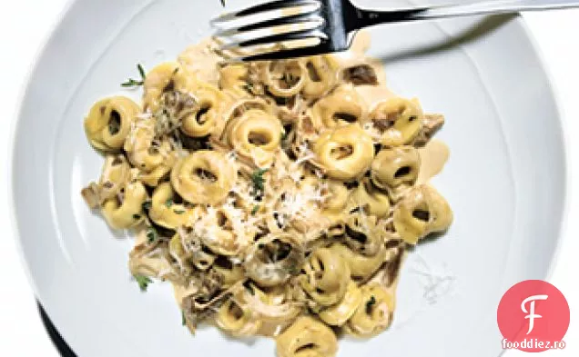Tortellini cu sos de ciuperci Porcini