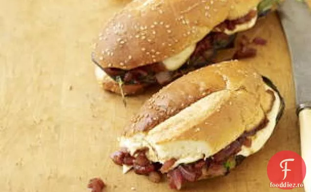 Subs De Vinete La Grătar Cu Mozzarella Și Gem De Roșii