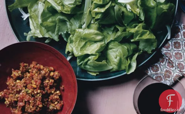 Salată Verde Simplă De Primăvară