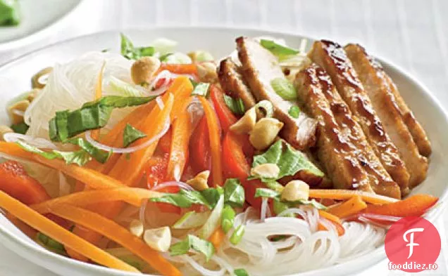 Salată De Tăiței De Porc