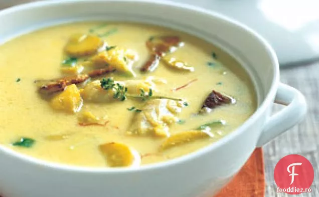 Chowder de Cod cu șofran și cartofi Fingerling