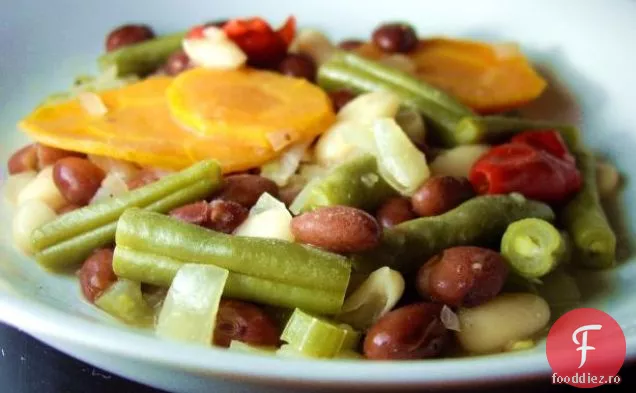Fasole și legume în stil mediteranean (Crock Pot)