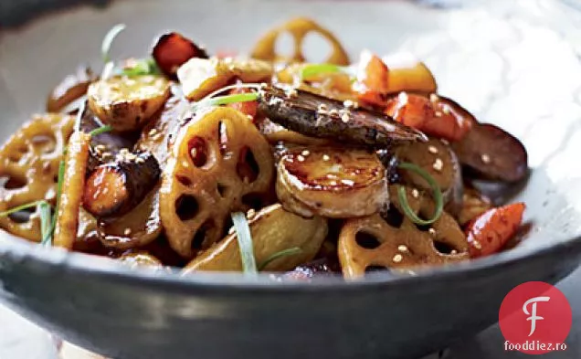 Rădăcină de arțar-legume amestecate cu susan