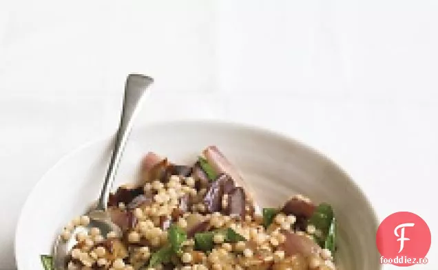 Salată De Vinete Cu Cuscus Israelian Și Busuioc