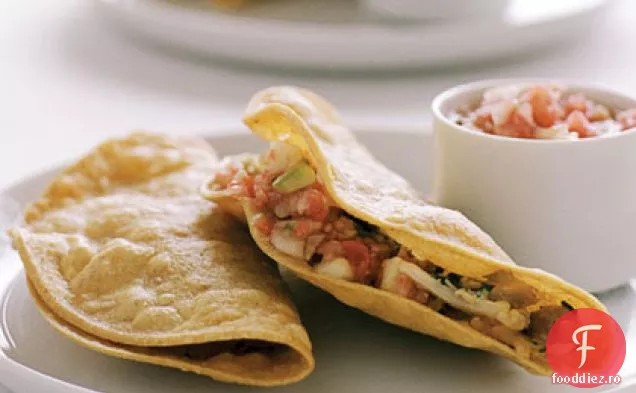 Tacos de pui crocant (Tacos De Pollo)