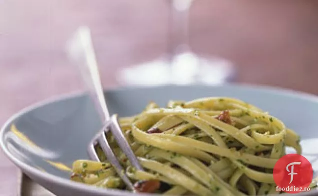 Linguine cu Pesto de rucola Pecan
