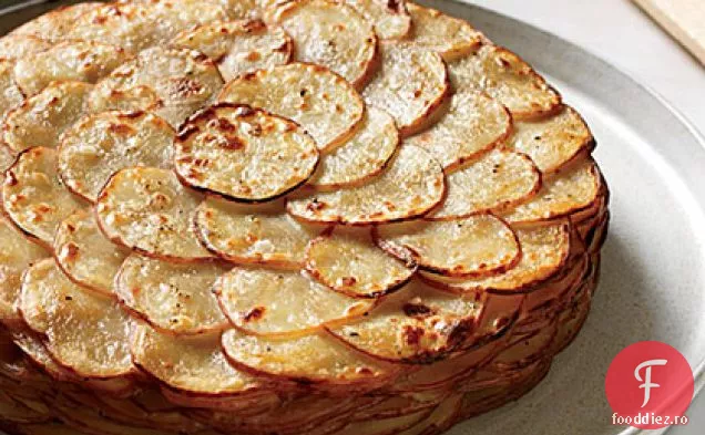 Gratin sănătos de cartofi cu ierburi