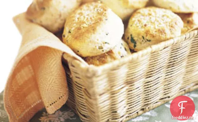 Biscuiți cu parmezan și pătrunjel