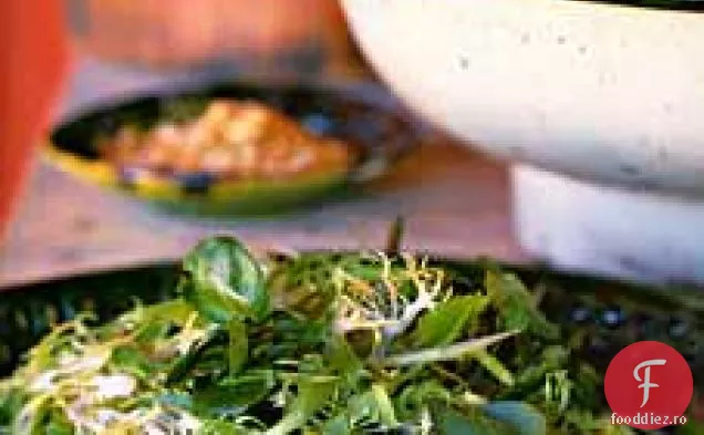 Frisincrose, năsturel și salată de mentă