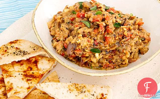 Baie de legume la grătar cu chipsuri de Pita