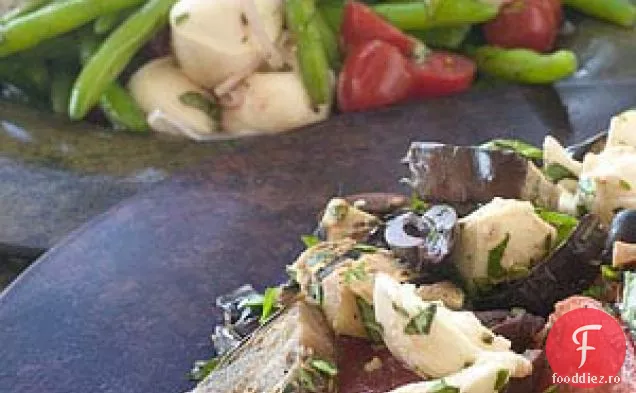Salată De Vinete Și Roșii La Grătar