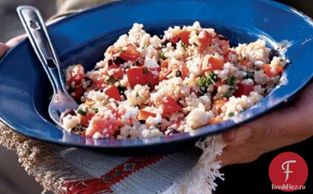 Salată De Cuscus De Legume