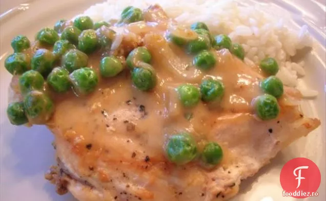 Fricassee De Pui De Primăvară Cu Mazăre