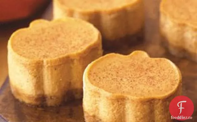 Cheesecakes De Dovleac În Miniatură Cu Crustă De Scorțișoară