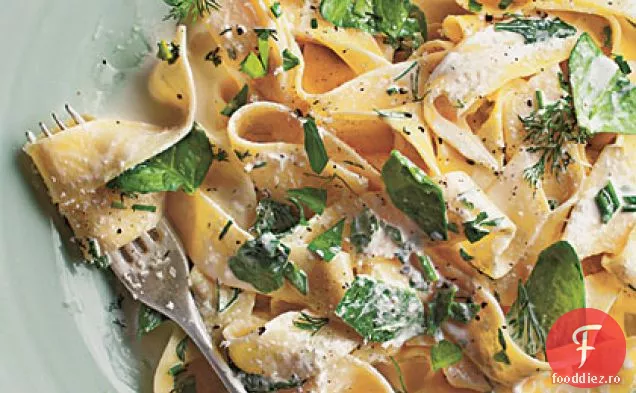 Pappardelle cu spanac, ierburi și Ricotta
