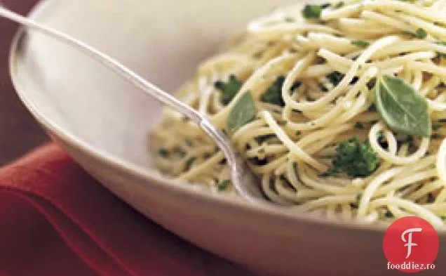 Paste de păr de înger cu Broccoli și unt de ierburi