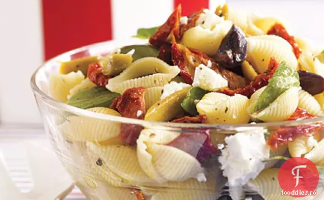 Salată De Paste Mediteraneene