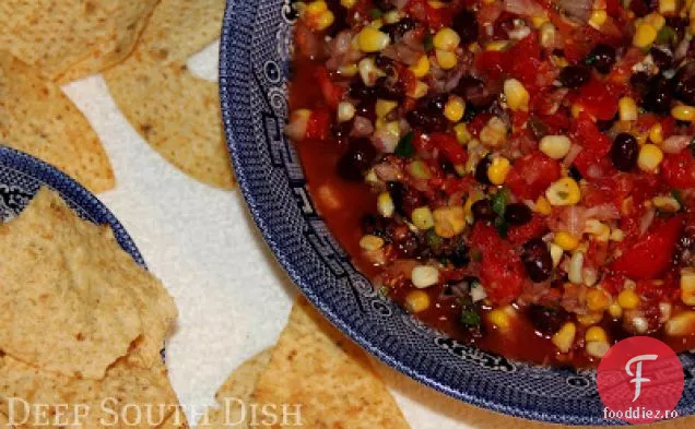 Salsa proaspătă de porumb și fasole neagră