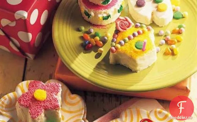 Micile prăjituri de primăvară