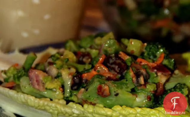 Salată De Broccoli De Modă Veche