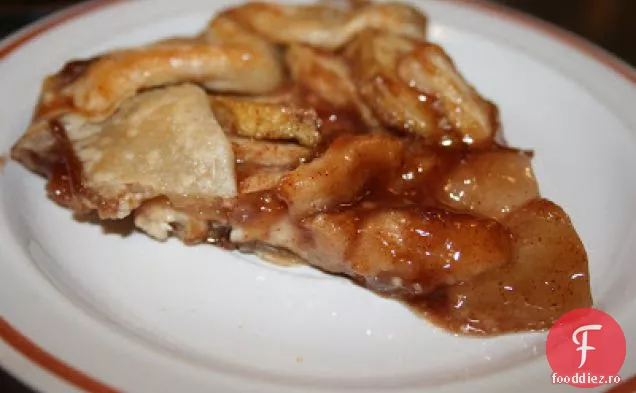 Crostata proaspătă de mere și pere