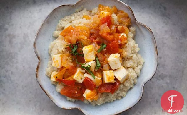Quinoa cu roșii și brânză