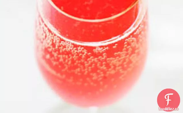 Spritzer De Rubarbă Cu Lămâie De Rozmarin