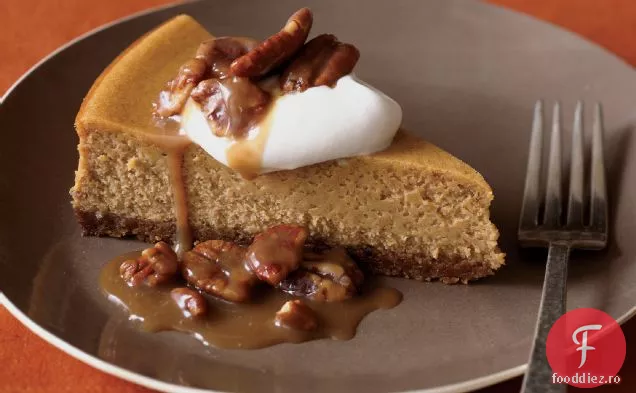 Cheesecake de dovleac cu topping de praline Pecan